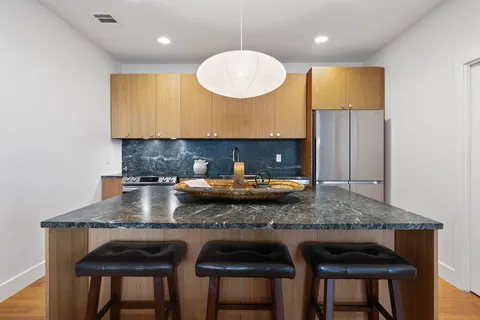 $679,500 | 8616 Ipswich Bay Drive, Austin, TX 78747