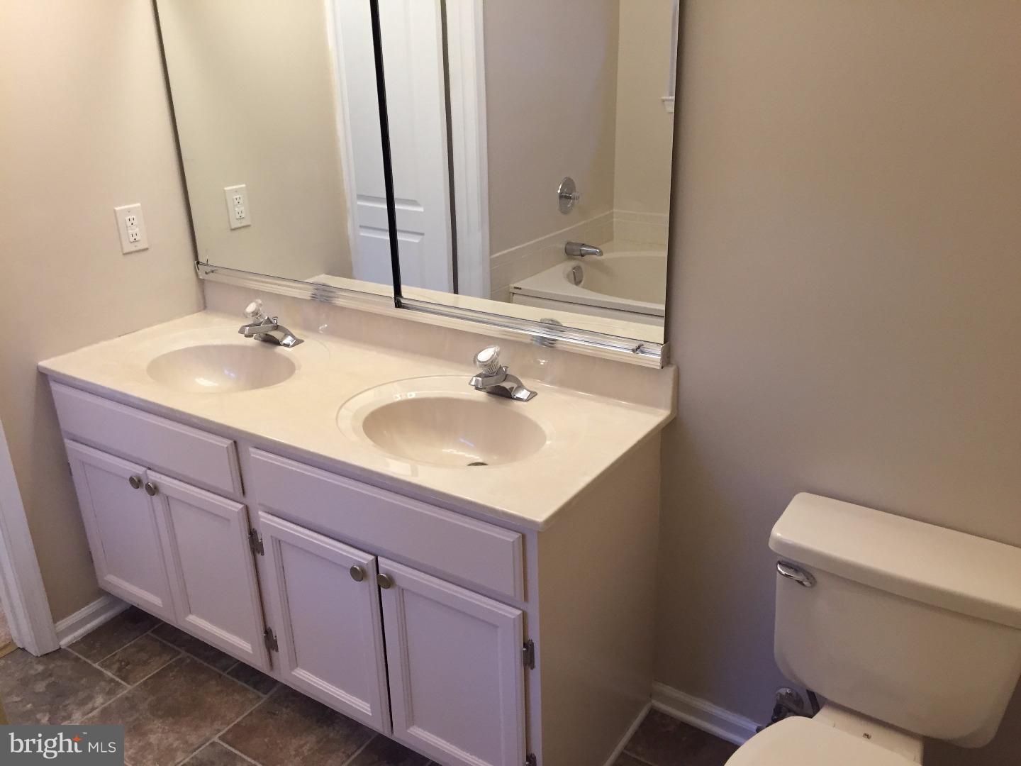 17 Double Woods Road Sicklerville, NJ 08081 - Photo 22 of 25 Gallery Image 22