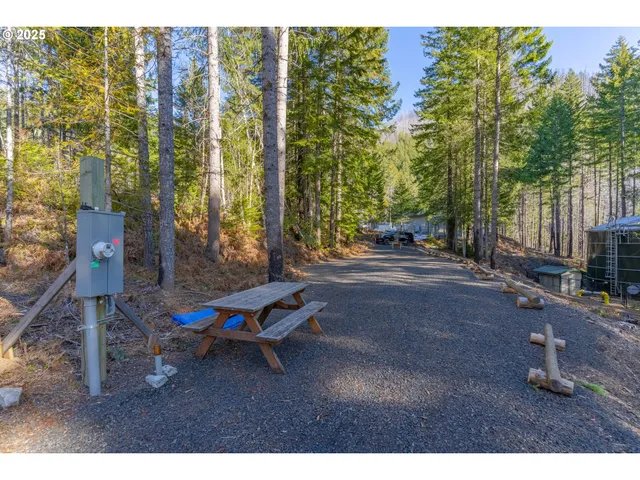 $247,000 | 135 Weber Street, Detroit, OR 97342