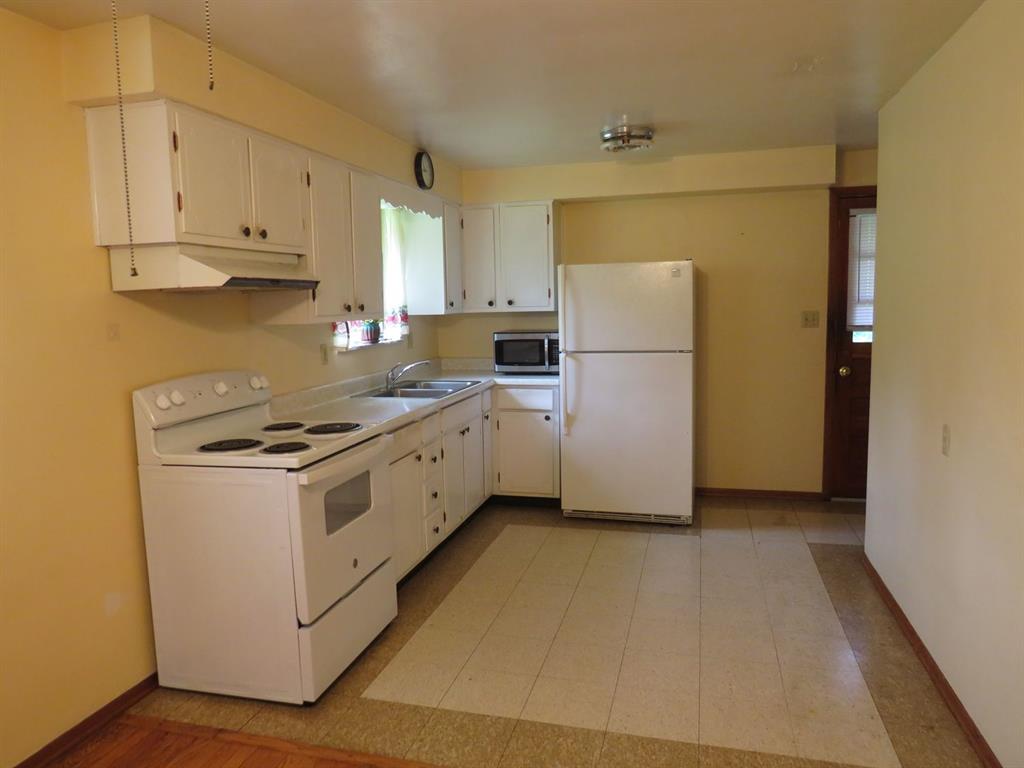 435 Hemphill Road Tarentum, PA 15084 - Photo 9 of 30