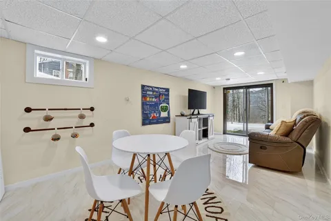 $1,175,000 | 1281 McKeel Street, Yorktown Heights, NY 10598