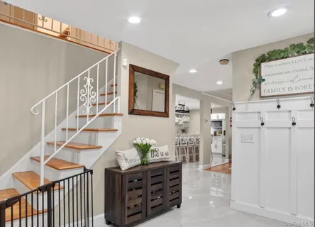 $1,175,000 | 1281 McKeel Street, Yorktown Heights, NY 10598