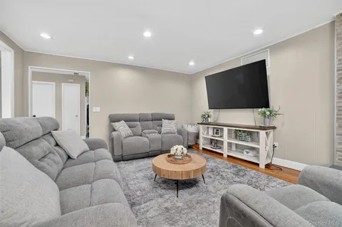 $1,175,000 | 1281 McKeel Street, Yorktown Heights, NY 10598