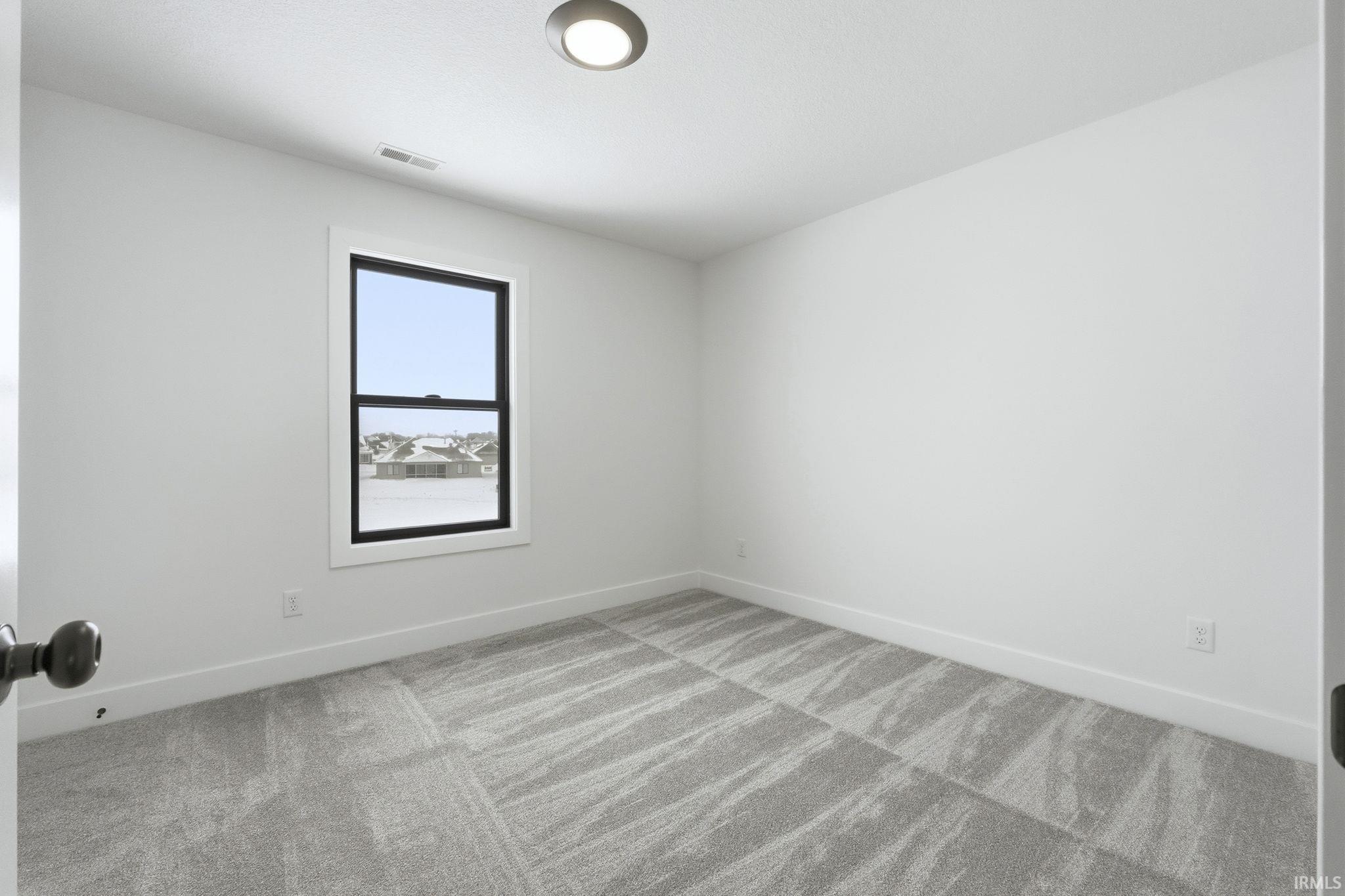 17663 Seahawk Lane Huntertown, IN 46748 - Photo 12 of 36