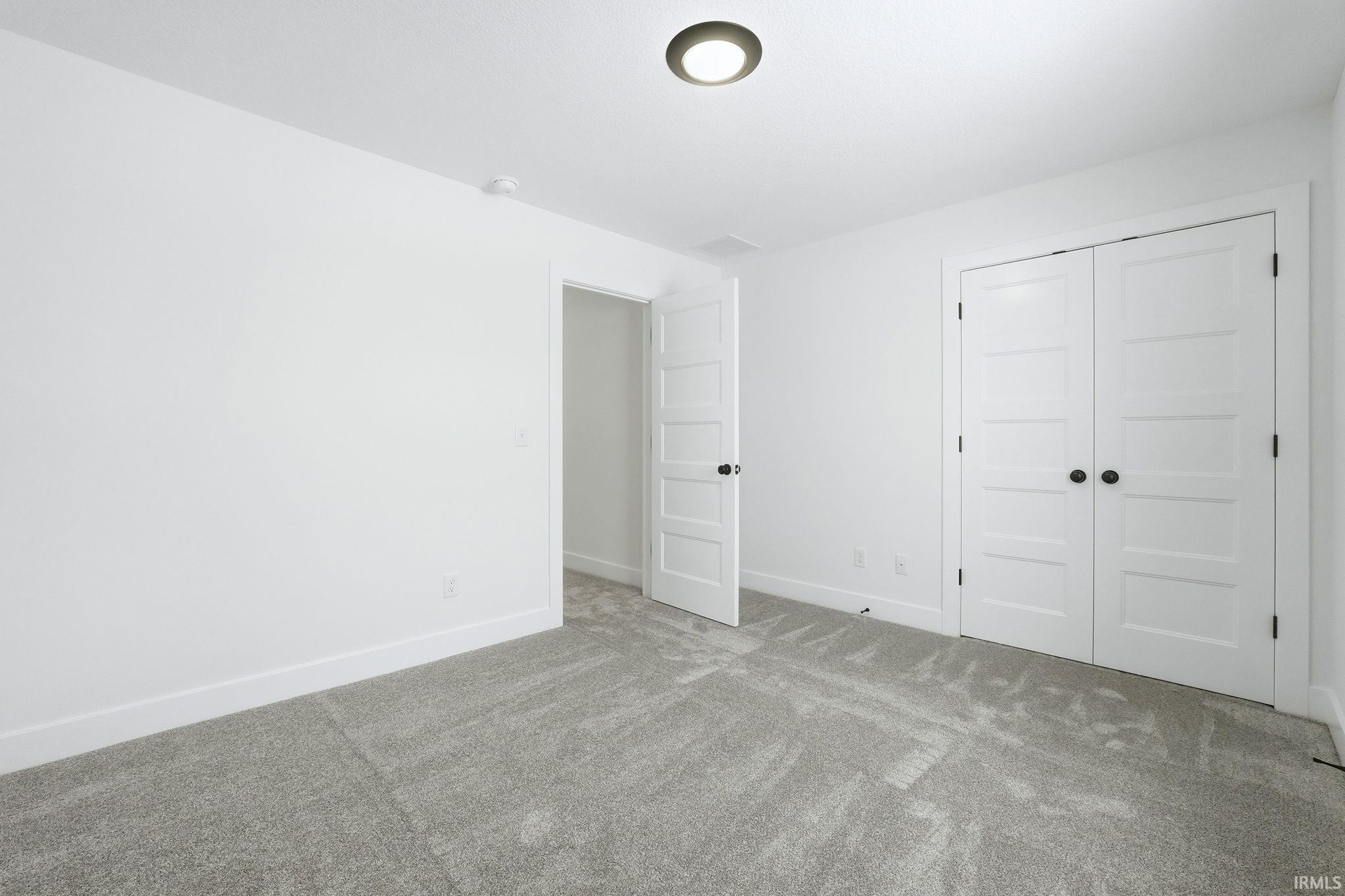 17663 Seahawk Lane Huntertown, IN 46748 - Photo 13 of 36