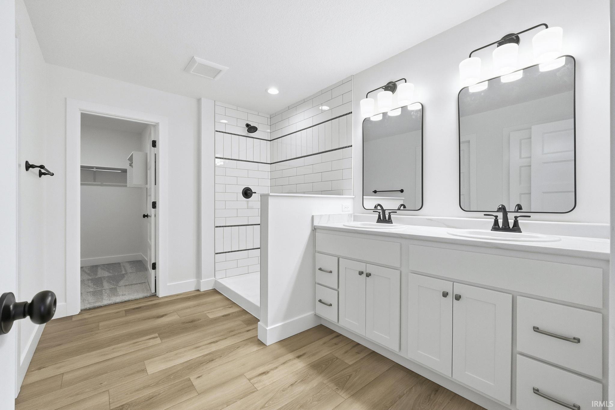 17663 Seahawk Lane Huntertown, IN 46748 - Photo 6 of 36