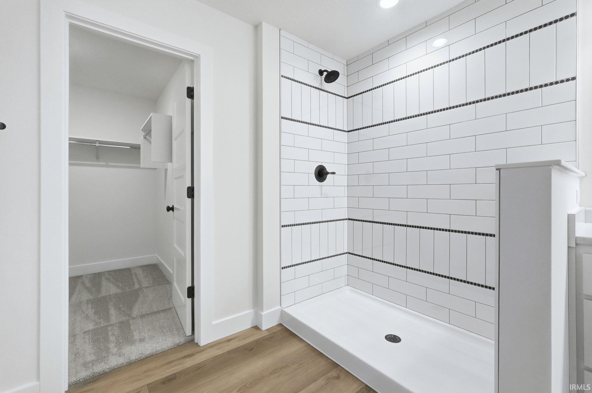 17663 Seahawk Lane Huntertown, IN 46748 - Photo 7 of 36