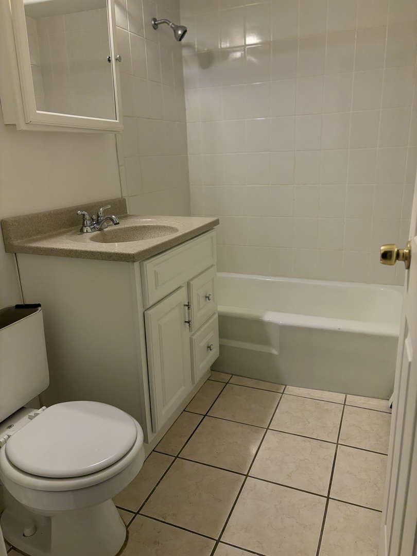 10765 South Pulaski Road, Unit 4 Chicago, IL 60655 - Photo 11 of 15 Gallery Image 11