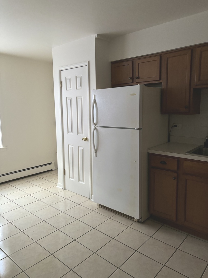 10765 South Pulaski Road, Unit 4 Chicago, IL 60655 - Photo 8 of 15 Gallery Image 8