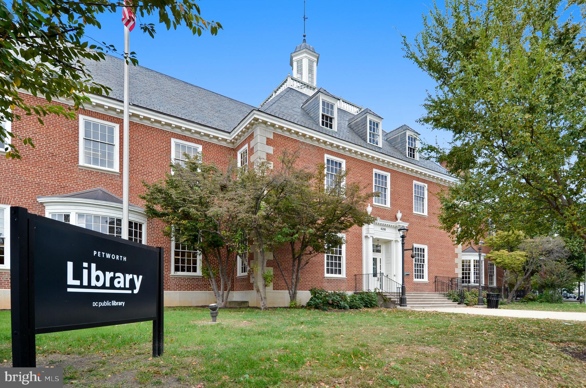 4509 15th Street Northwest, Unit B Washington, DC 20011 - Photo 22 of 32 Petworth Library