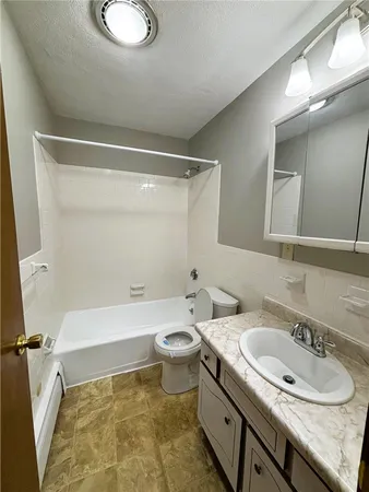 $1,500 | 2033 Mendon Road, Unit 8, Cumberland, RI 02864