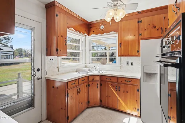 $249,000 | 414 East Fremont Street, Kenly, NC 27542