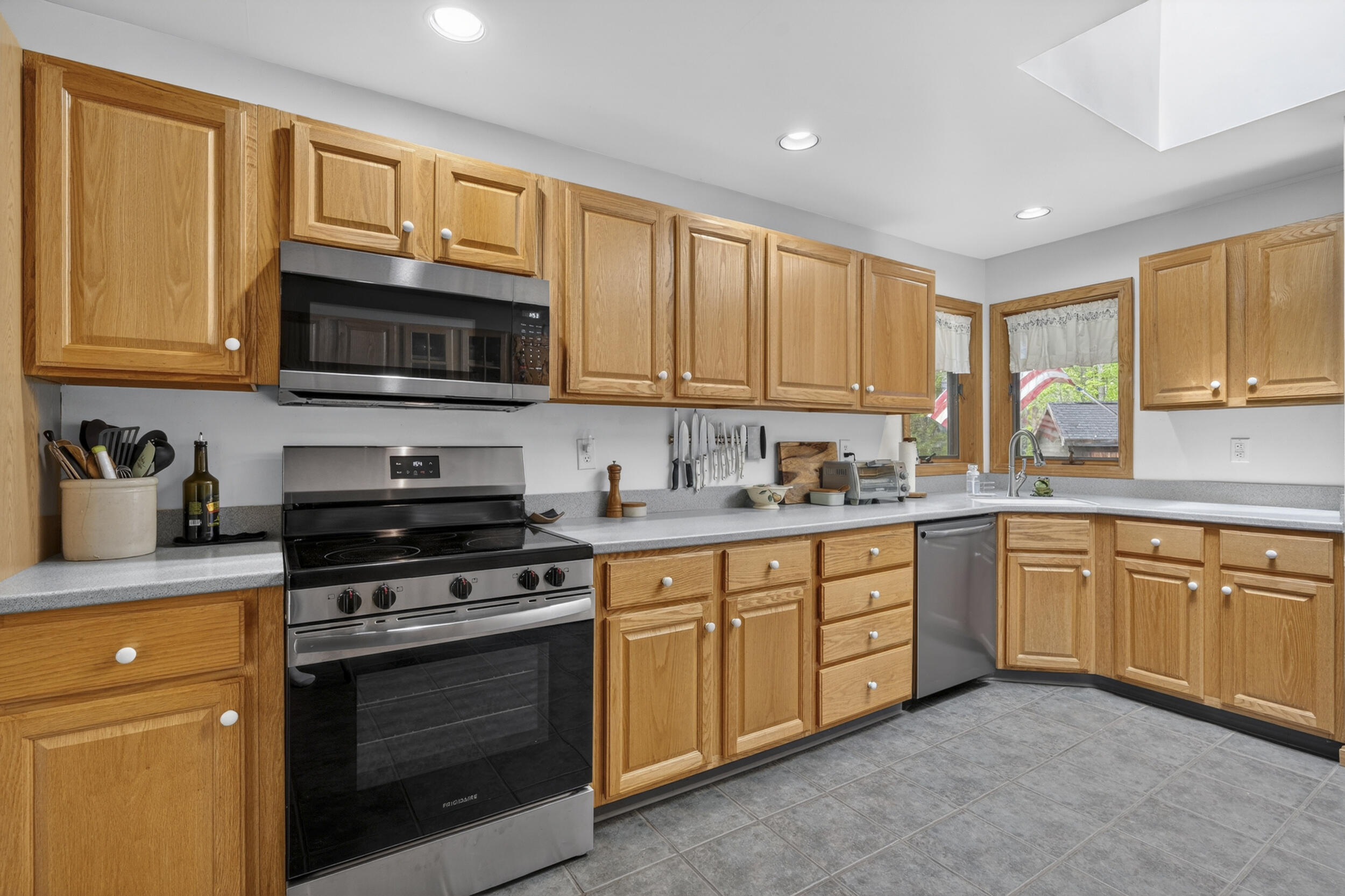 156 Bisco Road Paris, ME 04281 - Photo 10 of 59 156Bisco-6