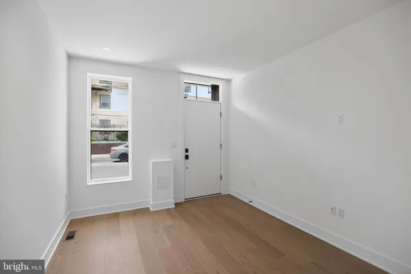 $3,750 | 635 North 7th Street, Unit B4B, Philadelphia, PA 19123