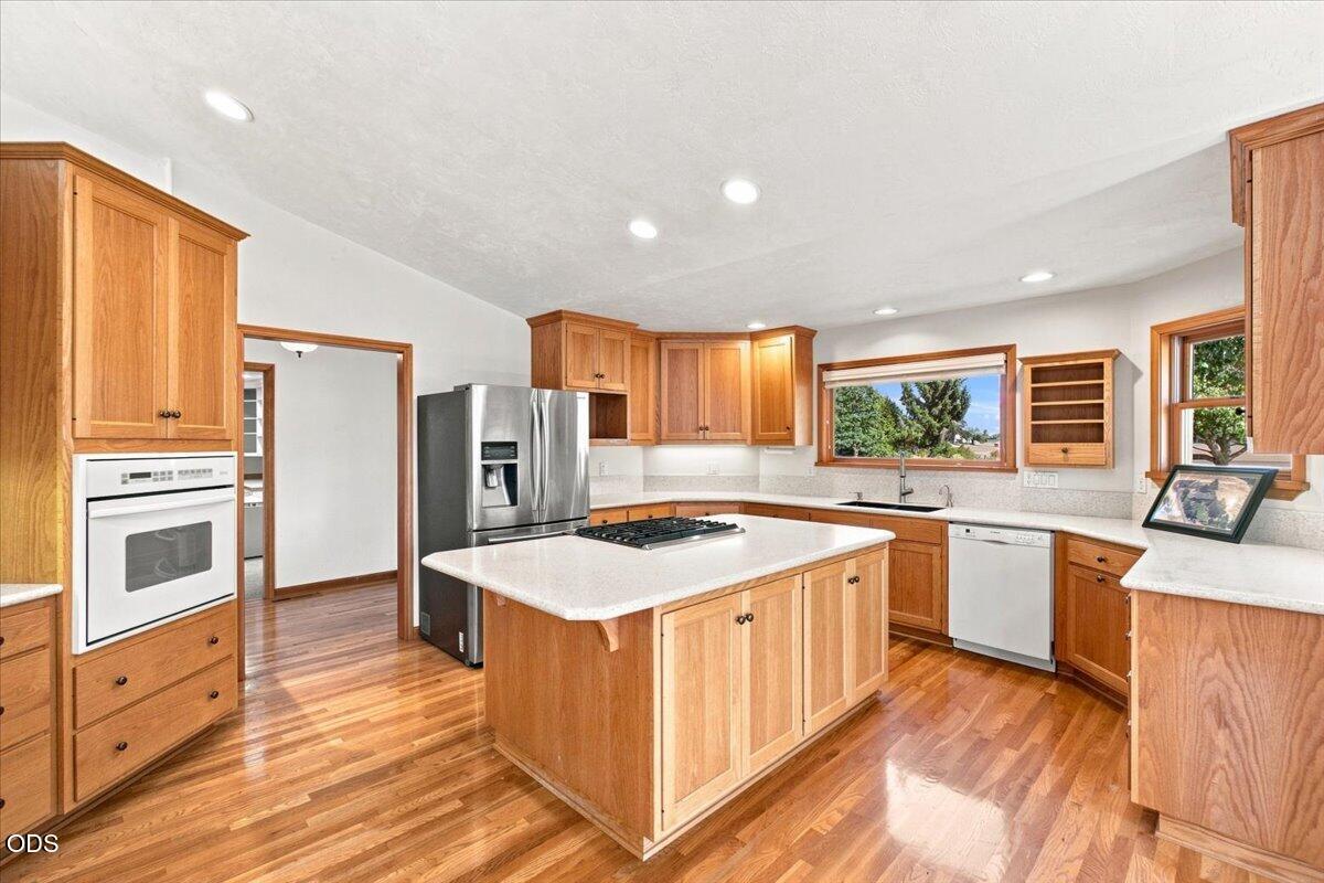 33844 White Oak Road Corvallis, OR 97333 - Photo 7 of 49 Gallery Image 7