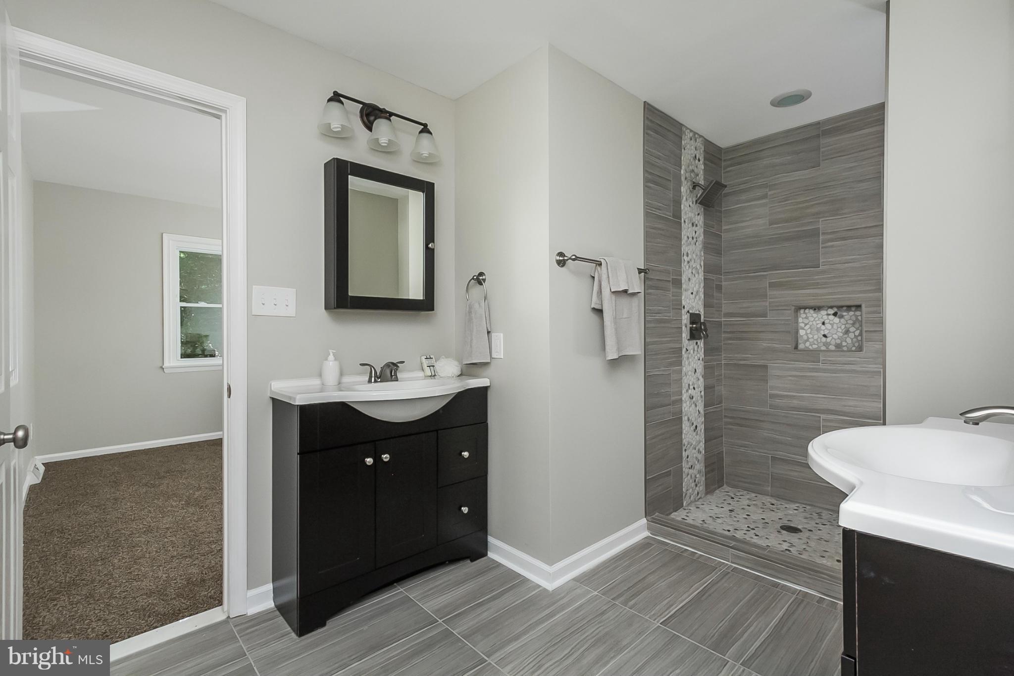 47 Glen Alpine Road Phoenix, MD 21131 - Photo 18 of 30 Bath (Master)