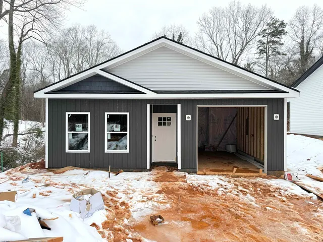 $229,900 | 189 North Georgia Avenue, Chesnee, SC 29323