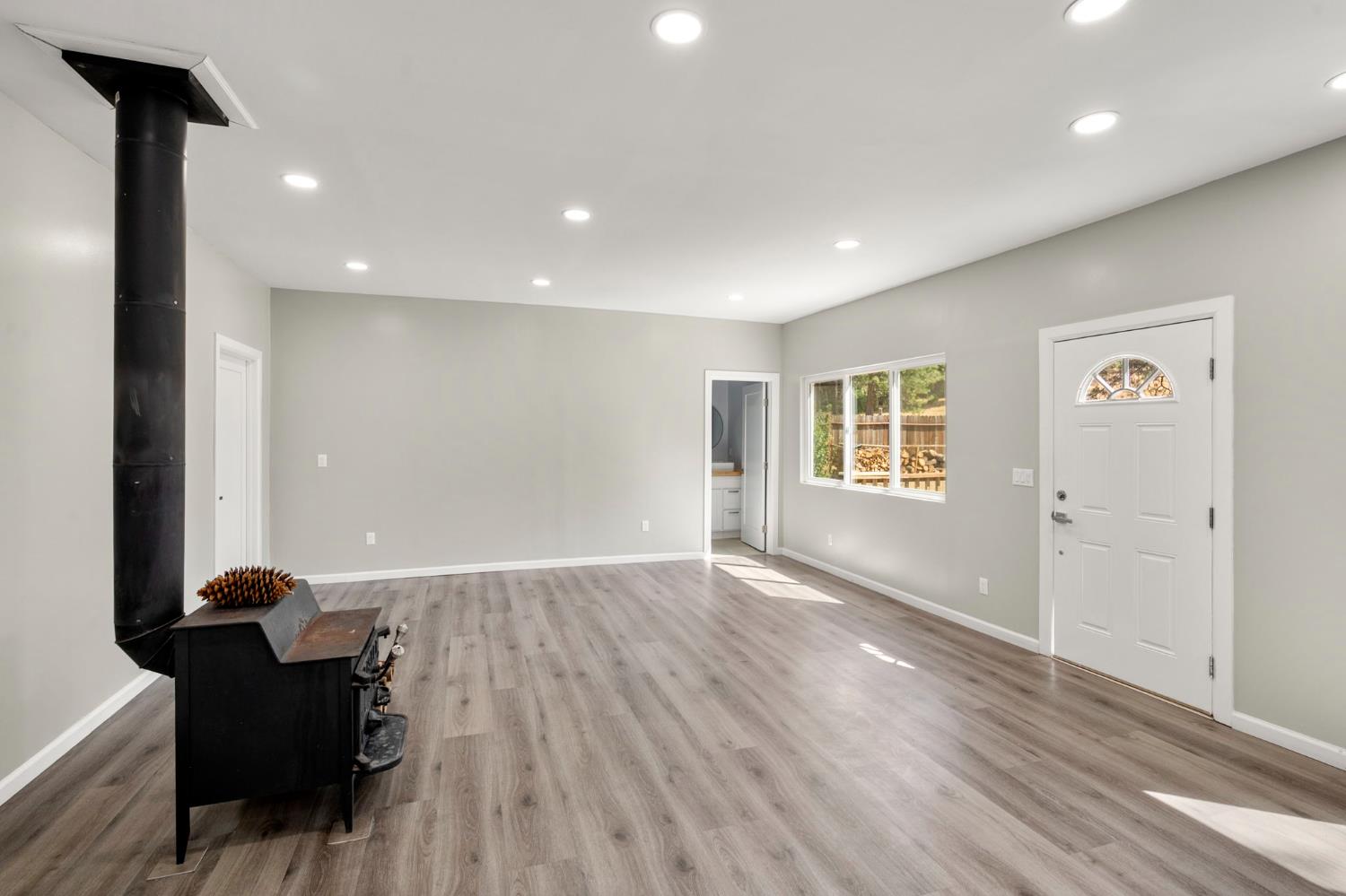 716 Railroad Flat Road Mokelumne Hill, CA 95245 - Photo 13 of 39