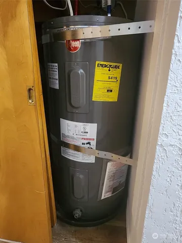 a view of washer and dryer