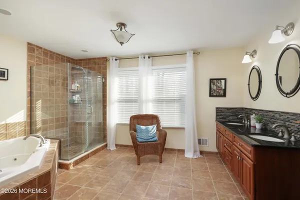 $939,000 | 771 Park Avenue, Belford, NJ 07718