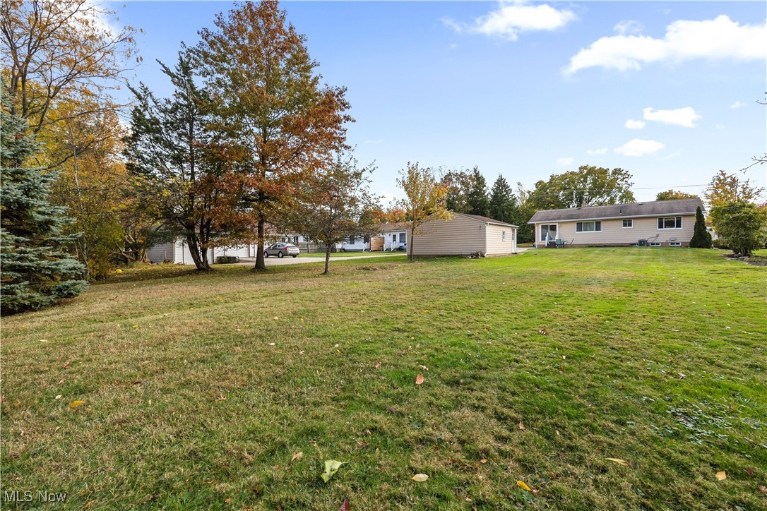 20114 Drake Road Strongsville, OH 44149 - Photo 35 of 35 View of grassy yard
