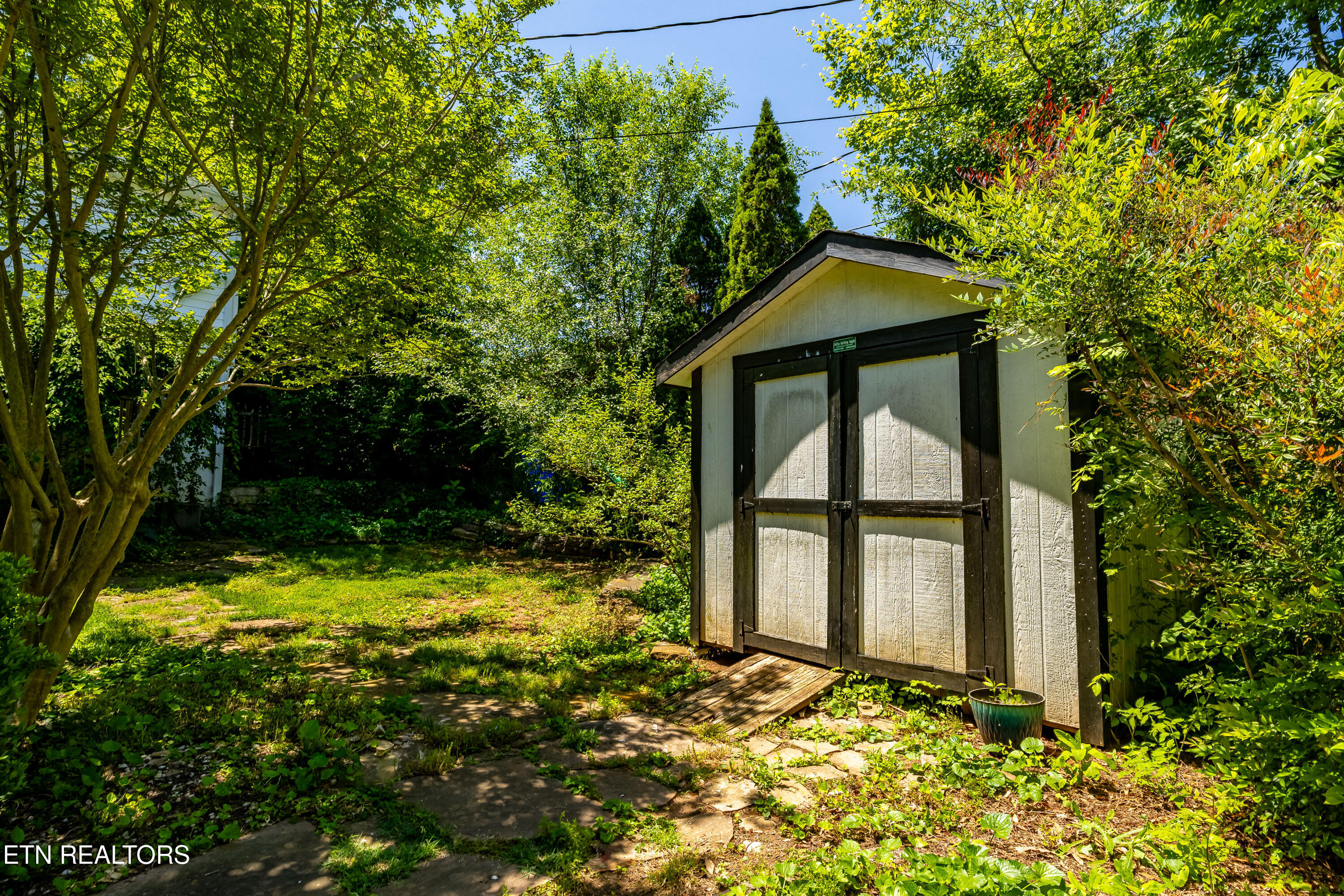 406 Chestnut Street Sweetwater, TN 37874 - Photo 40 of 46 406ChestnutSt-106