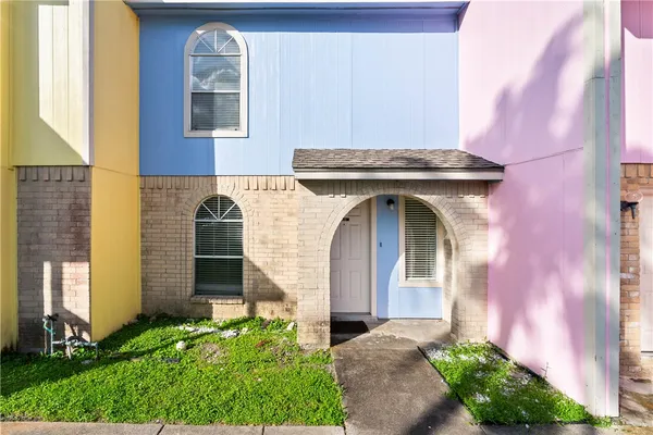 $113,900 | 6702 Everhart Road, Unit W105, Corpus Christi, TX 78413