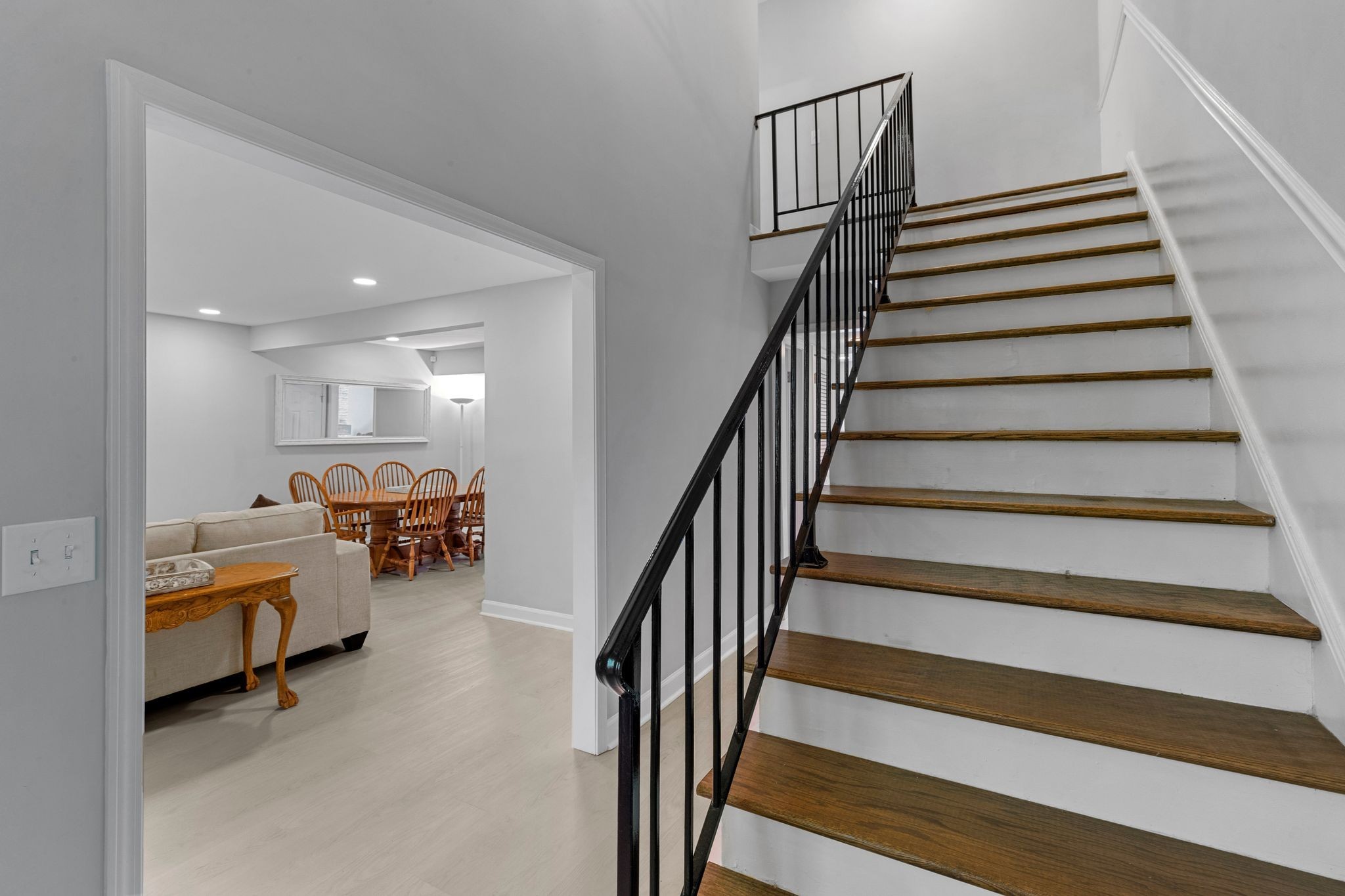 8207 Sawyer Brown Road, Unit D6 Nashville, TN 37221 - Photo 4 of 24