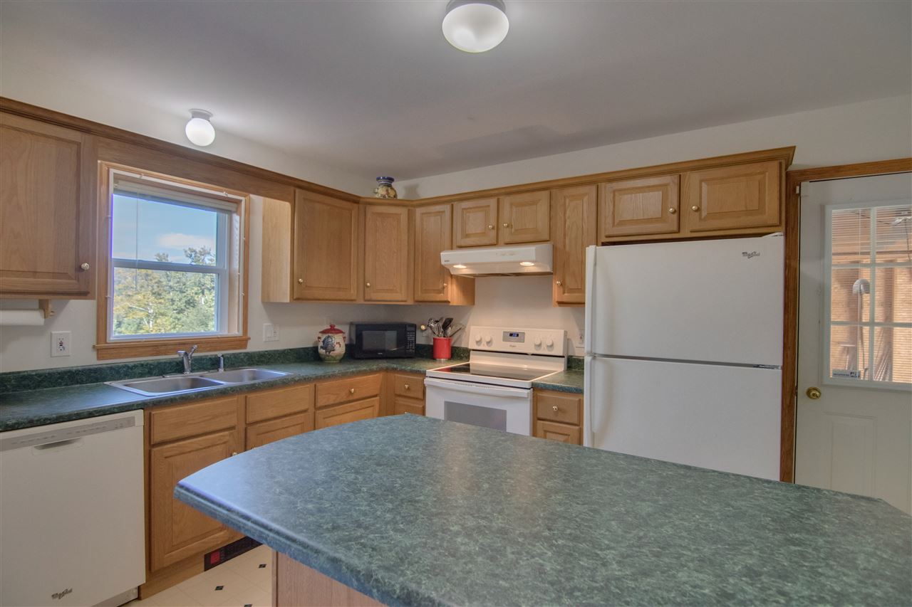 38 Northpointe Road Thornton, NH 03285 - Photo 5 of 27