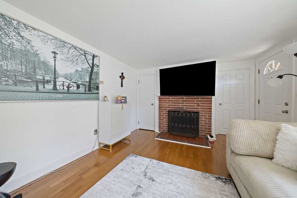 6 Bell Road Weymouth, MA 02188 - Photo 7 of 37