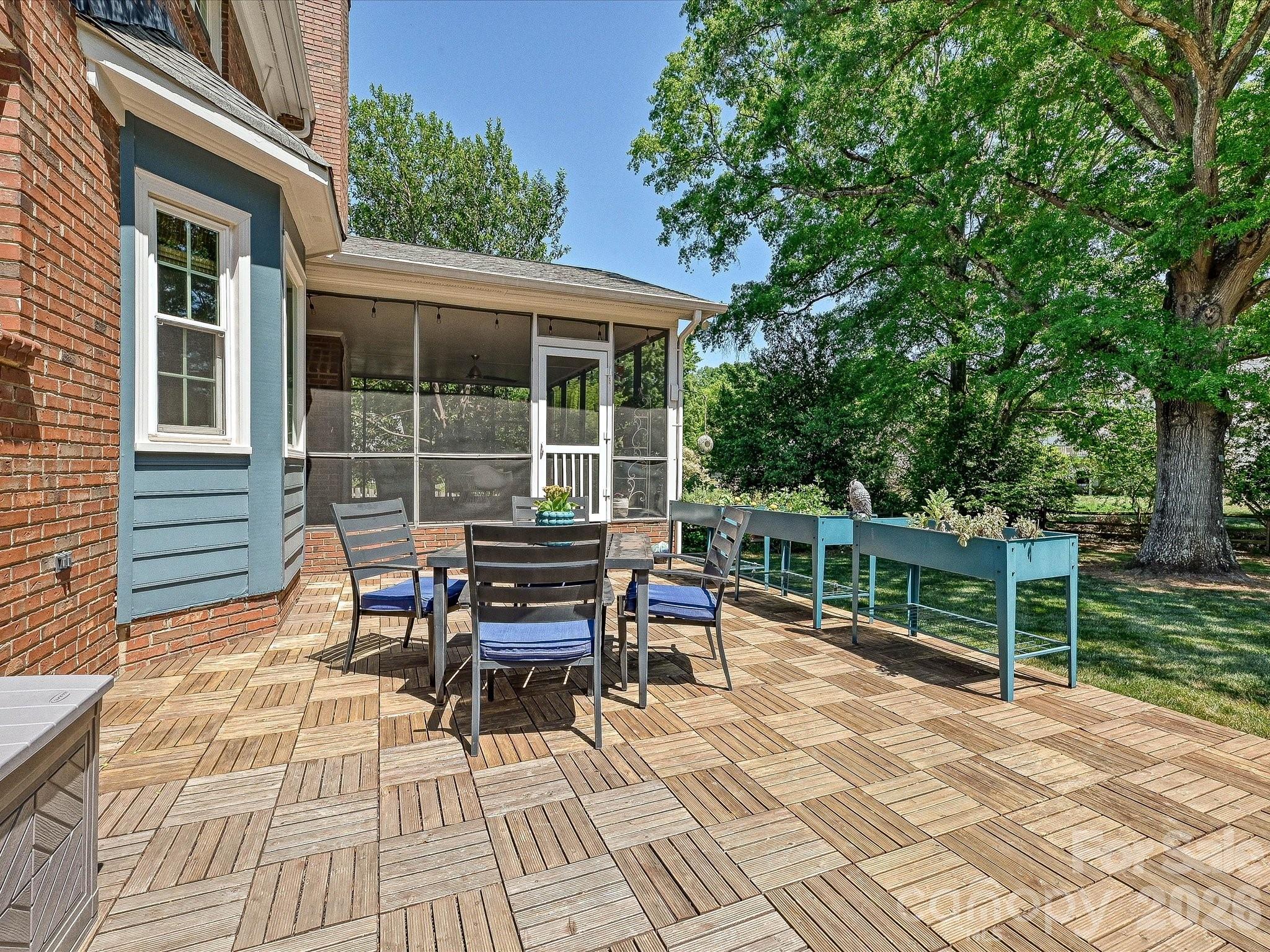 6304 Dovefield Road Charlotte, NC 28277 - Photo 31 of 36 Gallery Image 31