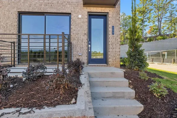 $379,000 | 923 Echo Pk Drive, Suwanee, GA 30024