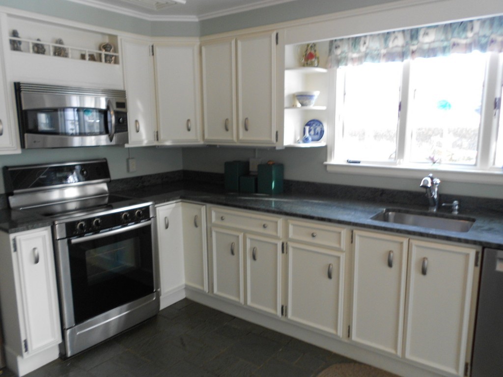 2206 Greenbush Road Charlotte, VT 05445 - Photo 2 of 35 Gallery Image 2