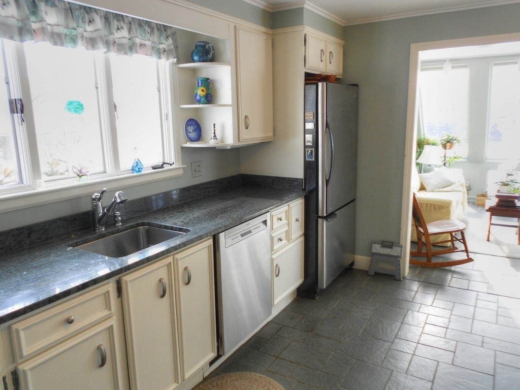 2206 Greenbush Road Charlotte, VT 05445 - Photo 3 of 35 Gallery Image 3
