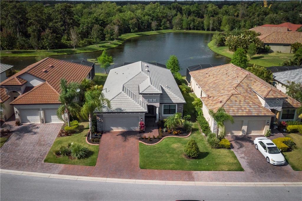 7917 Rio Bella Place University Park, FL 34201 - Photo 4 of 43 Gallery Image 4