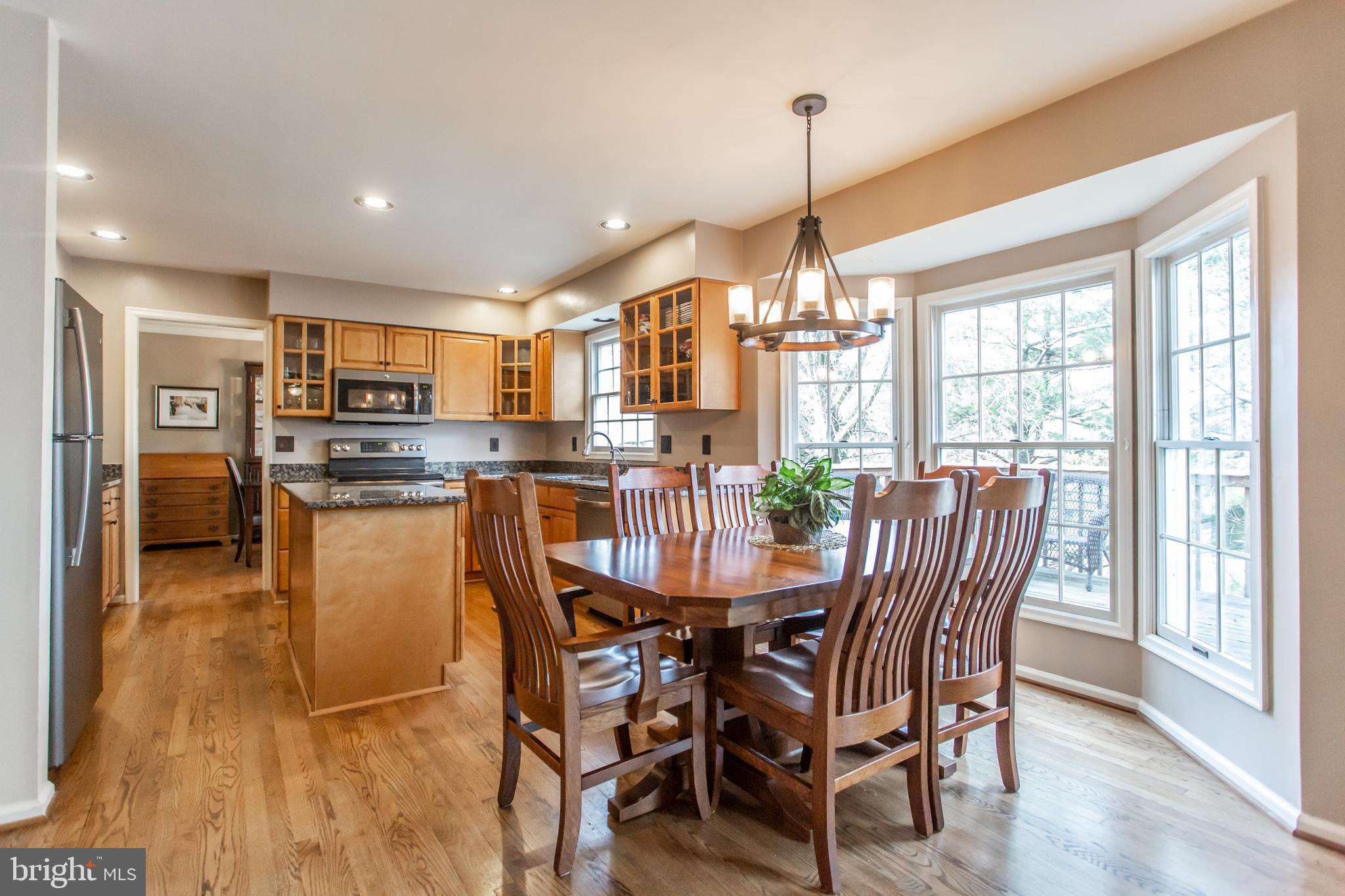 12526 Rock Ridge Road Herndon, VA 20170 - Photo 16 of 44 Gallery Image 16