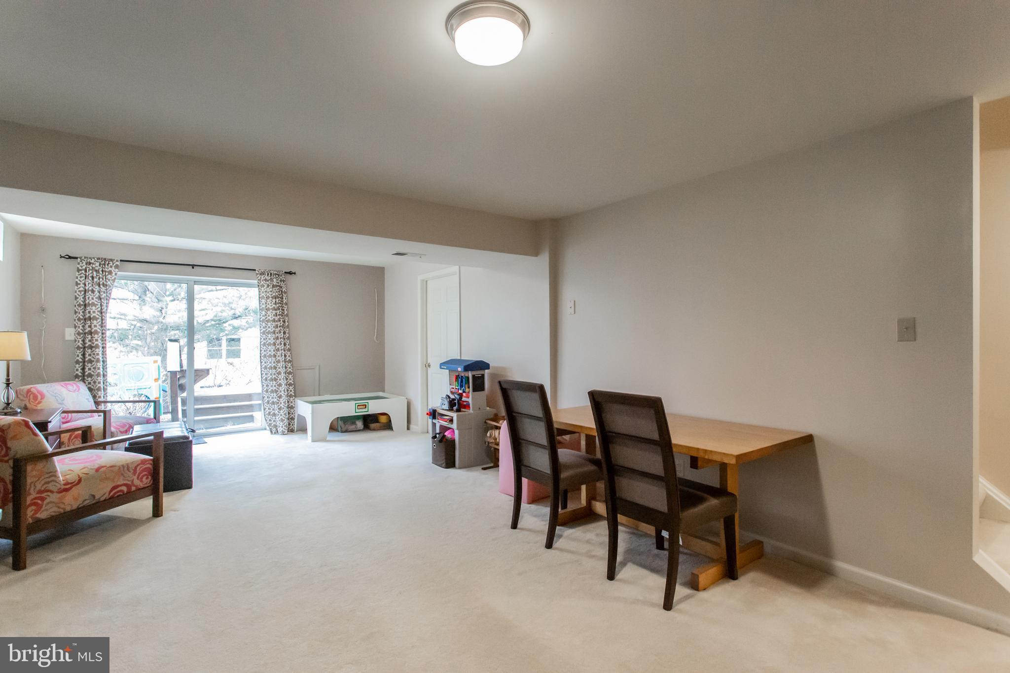 12526 Rock Ridge Road Herndon, VA 20170 - Photo 32 of 44 Gallery Image 32