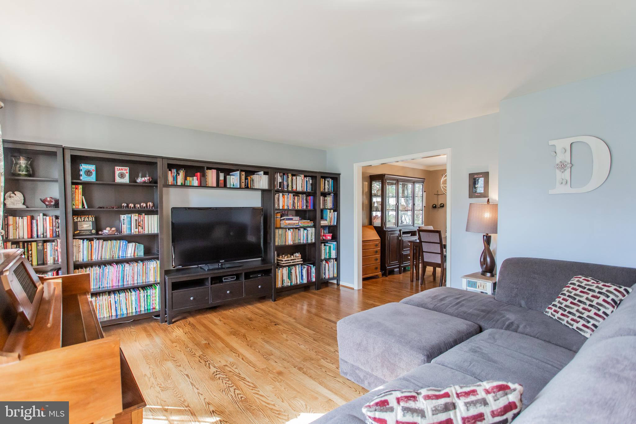 12526 Rock Ridge Road Herndon, VA 20170 - Photo 6 of 44 Gallery Image 6