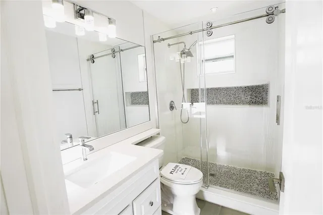 $3,700 | 3364 Espanola Drive, Sarasota, FL 34239