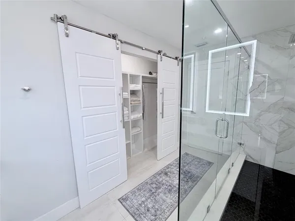 $6,000 | 3364 Espanola Drive, Sarasota, FL 34239