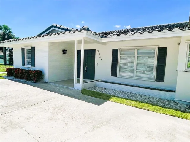 $3,700 | 3364 Espanola Drive, Sarasota, FL 34239