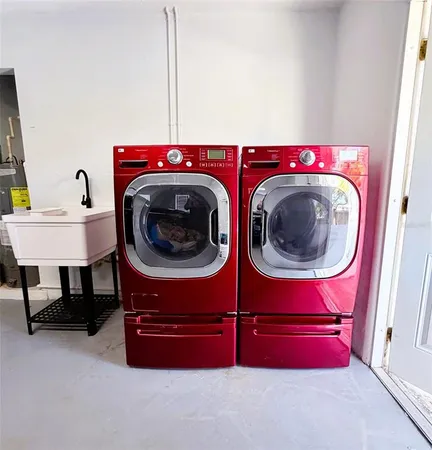 $6,000 | 3364 Espanola Drive, Sarasota, FL 34239