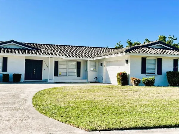 $6,000 | 3364 Espanola Drive, Sarasota, FL 34239