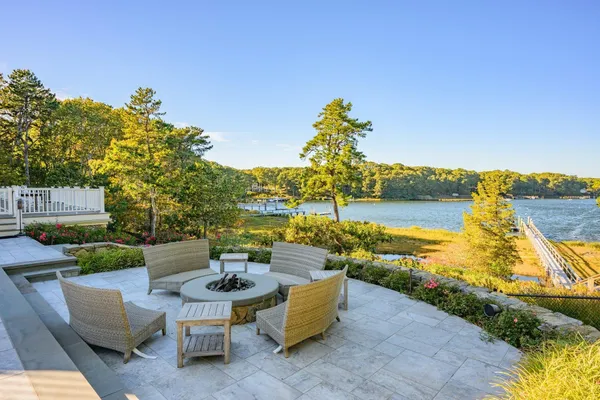 $7,950,000 | 240 Baxter Neck Road, Marstons Mills, MA 02648