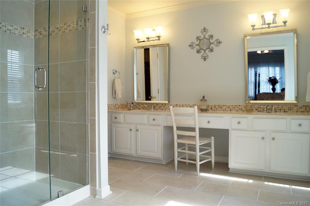 2236 Winthorp Ridge Road Charlotte, NC 28270 - Photo 15 of 24 Gallery Image 15