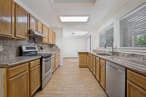 $325,000 | 628 King Street, Cedar Hill, TX 75104