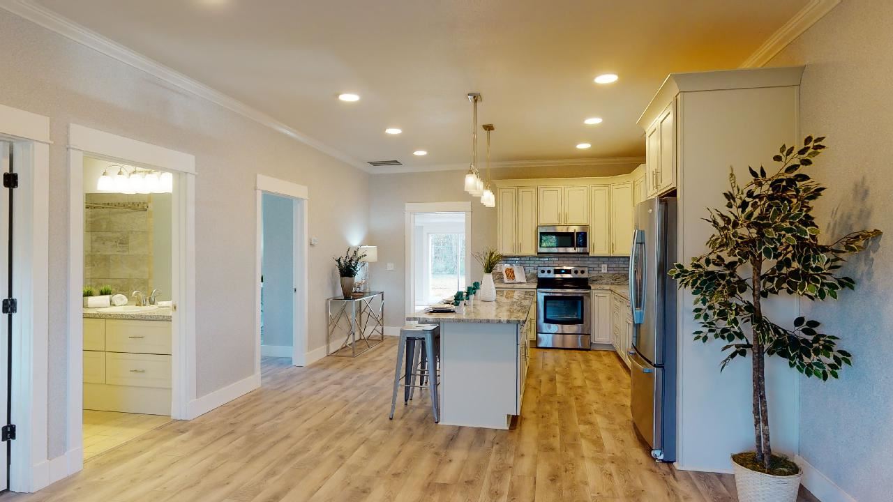 111 Thompson Road Wellford, SC 29385 - Photo 6 of 29