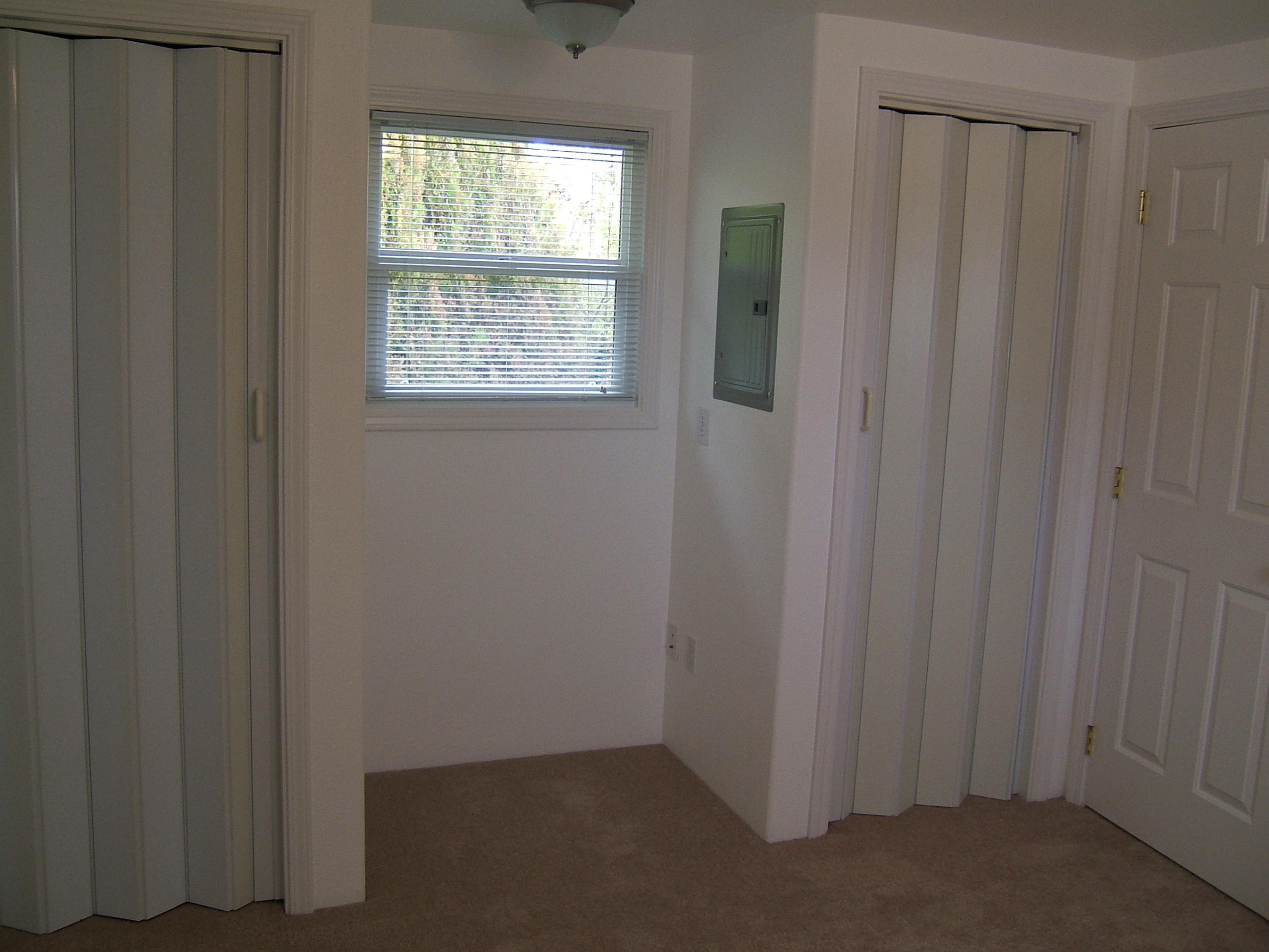 630 South 4th Street Central Point, OR 97502 - Photo 26 of 38 025