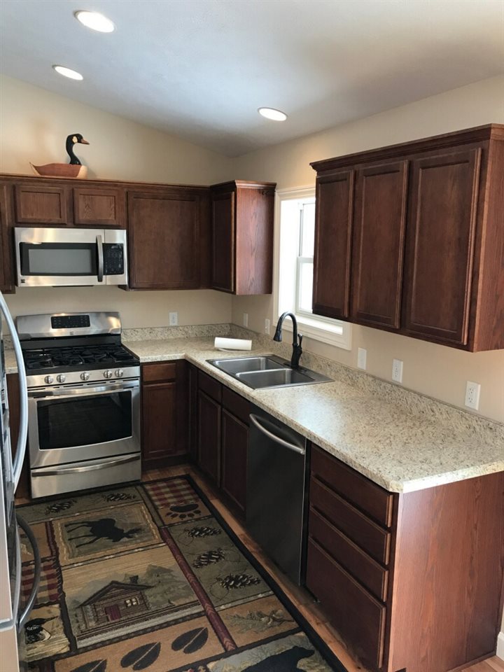 1954 Round Lake Road Interlochen, MI 49643 - Photo 9 of 17 1844346-8.JPG