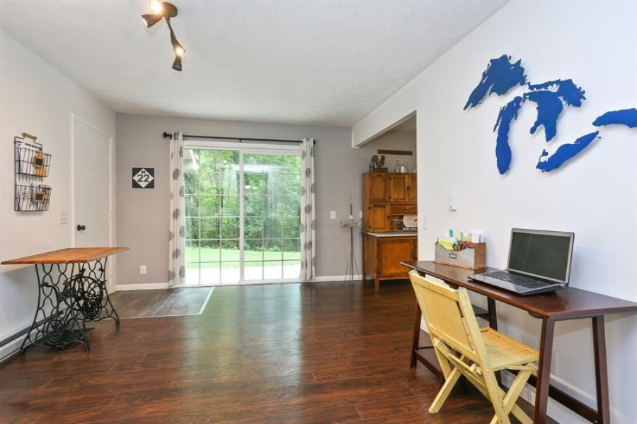 9250 Yund Road Benton Harbor, MI 49022 - Photo 8 of 17 7